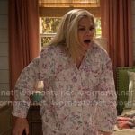 Carol’s pink floral pajamas on Leanne