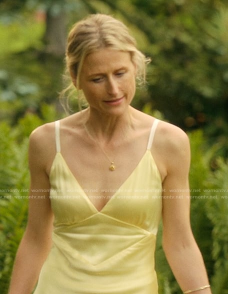Carrie's yellow strap midi dress on We Were Liars