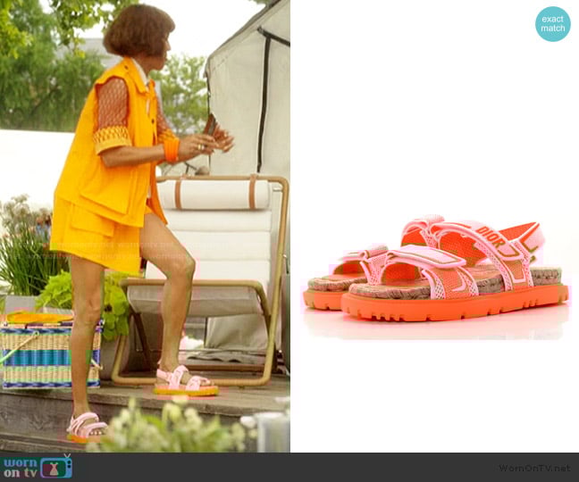 Christian Dior Technical Knit Jute Dioract 10mm Sandals 39 White Orange worn by Lisa Todd Wexley (Nicole Ari Parker) on And Just Like That