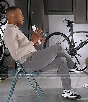 Craig Melvin's black and white sneakers on Today