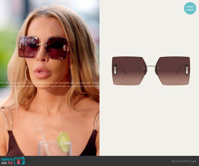 Dior 30Montaigne S7U Sunglasses in Rose Gold worn by Lisa Hochstein (Lisa Hochstein) on The Real Housewives of Miami
