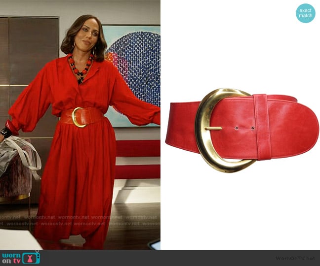 Donna Karan Vintage Leather Belt with Gold Buckle worn by Lisa Todd Wexley (Nicole Ari Parker) on And Just Like That