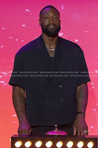 Dwyane Wade’s black double breasted short sleeve shirt on Today