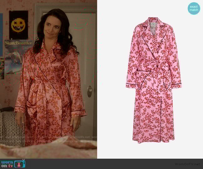Emilia Wickstead Amana Dressing Gown in Red Roses worn by Charlotte York (Kristin Davis) on And Just Like That