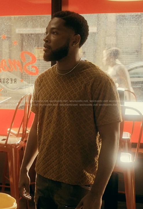Emmett’s mustard textured shirt on The Chi
