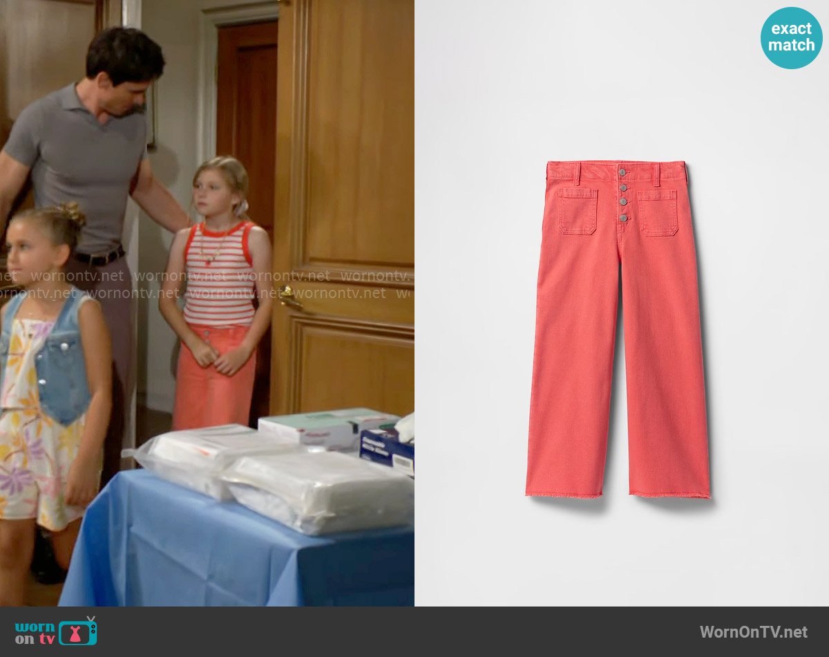 GAP High Rise Stride Wide-Leg Ankle Jeans in Fresh Coral worn by Kelly Spencer (Sophia Paras McKinlay) on The Bold and the Beautiful