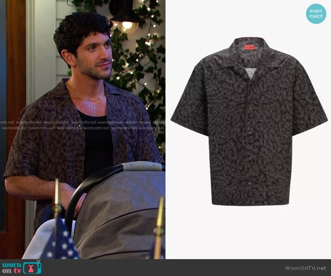 Hugo Logo-print Short-sleeve Cotton Shirt worn by Javi Hernandez (Al Calderon) on Days of our Lives