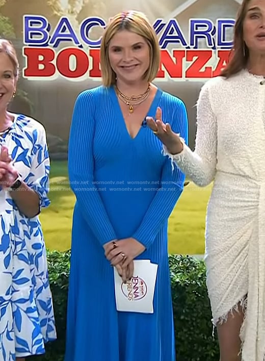 Jenna’s blue ribbed v-neck dress on Today