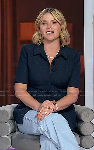 Jenna's navy short sleeve jacket on Today