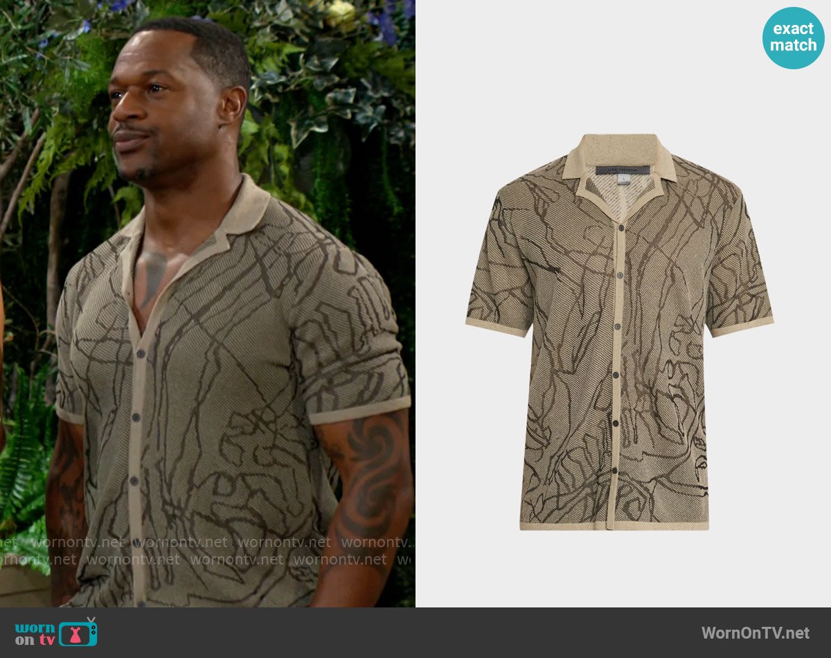 John Varvatos Holt Hand-Drawing Camp Shirt in Spruce worn by Damian Kane (Jermaine Rivers) on The Young and the Restless