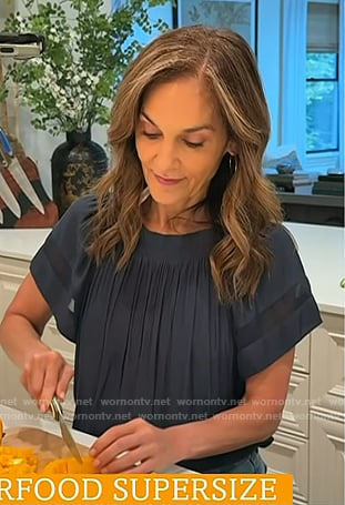 Joy’s navy top on Today