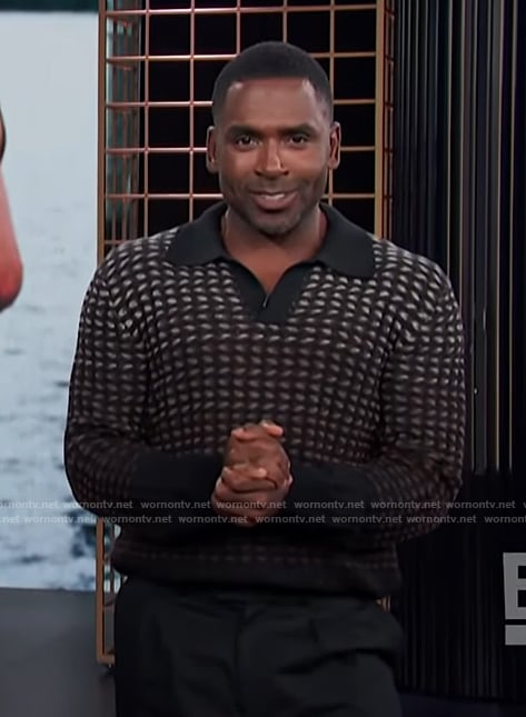 Justin’s contrast knit polo sweater on E! News