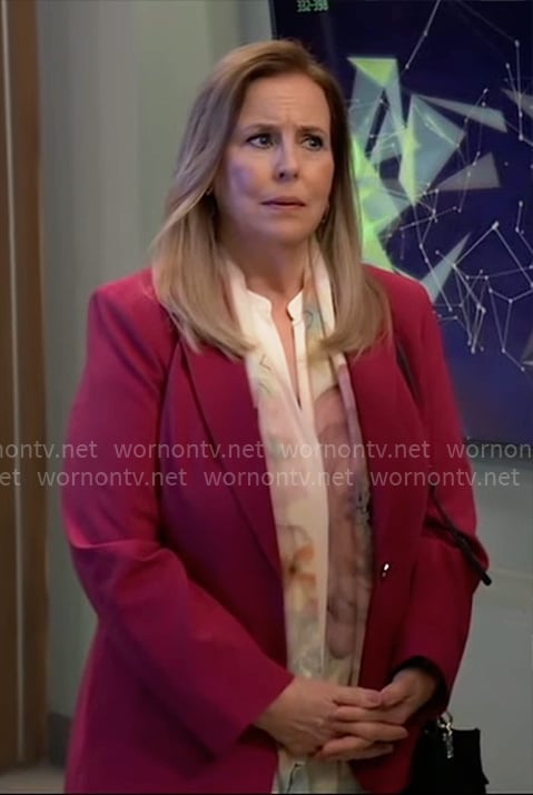 Laura's pink blazer on General Hospital