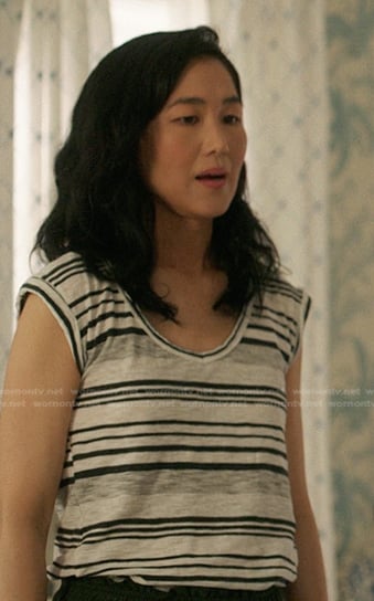 Laurel's striped tee on The Summer I Turned Pretty