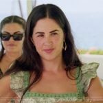 Michelle’s green floral print crop top on The Valley