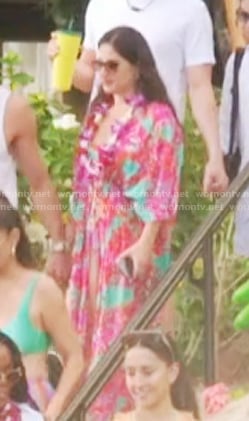 Michelle's pink floral kimono on The Valley