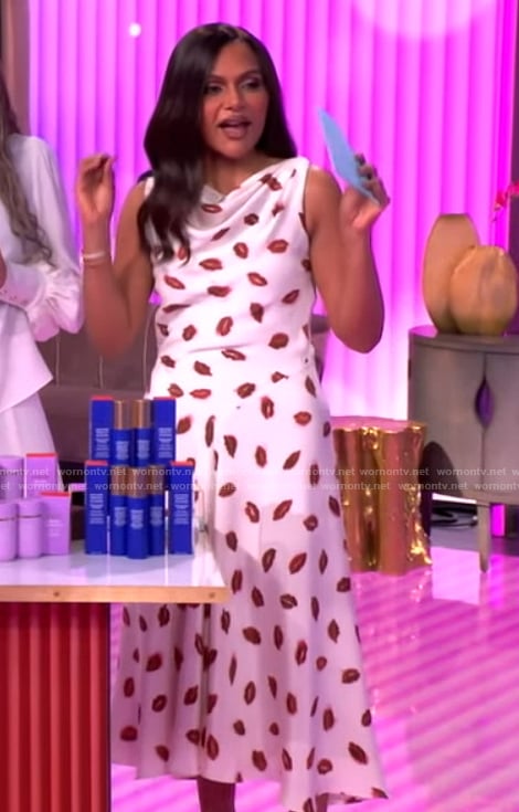 Mindy Kaling’s white lip print dress on The View