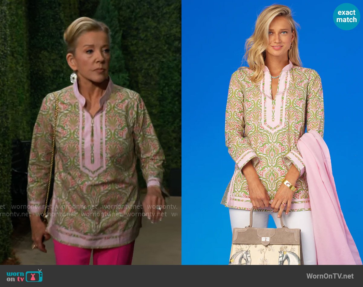NicoBlu Capri Tunic in Delicate Ferns worn by Nikki Reed Newman (Melody Thomas-Scott) on The Young and the Restless