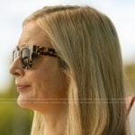 Penny’s turtoise sunglasses on We Were Liars