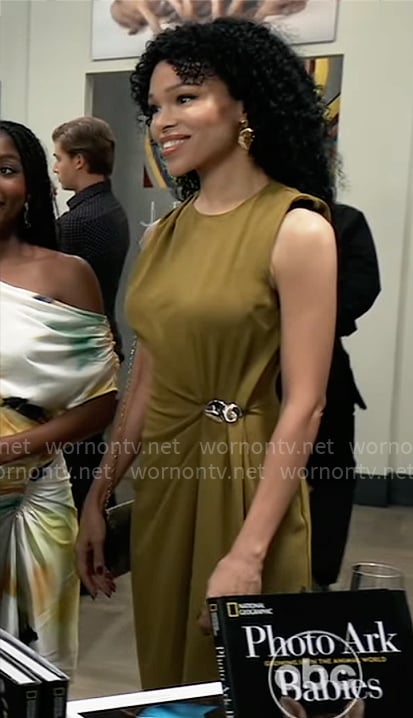 Portia’s olive green draped dress on General Hospital
