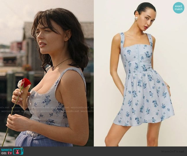 Reformation Sheri Linen Dress worn by Cadence Sinclair Eastman (Emily Alyn Lind) on We Were Liars