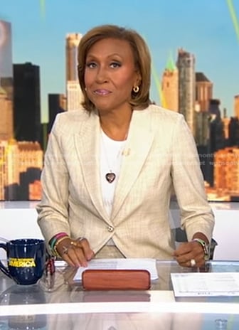 Robin’s beige blazer and pants on Good Morning America