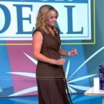 Sara’s brown pleated dress on The View