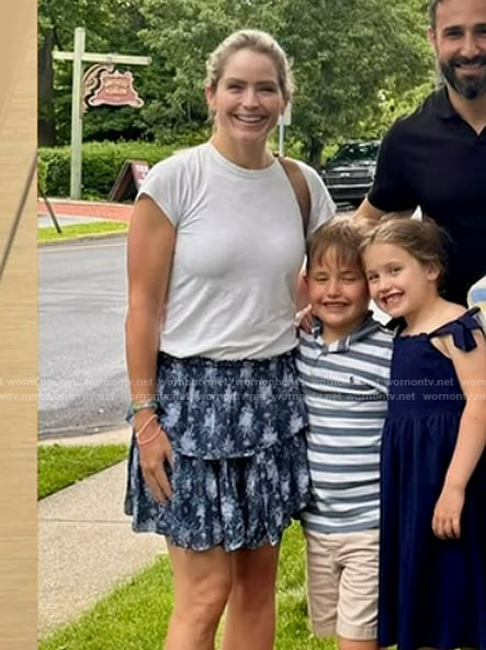 Sara's blue floral print mini skirt on The View