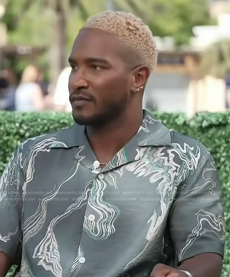 Scott's marble print shirt on Access Hollywood