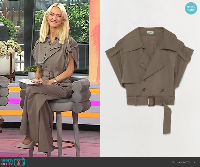 Simkhai Axel Linen Top in Faded Olive worn by Zanna Roberts Rassi on Today