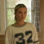 Taylor’s 32 print tee on The Summer I Turned Pretty