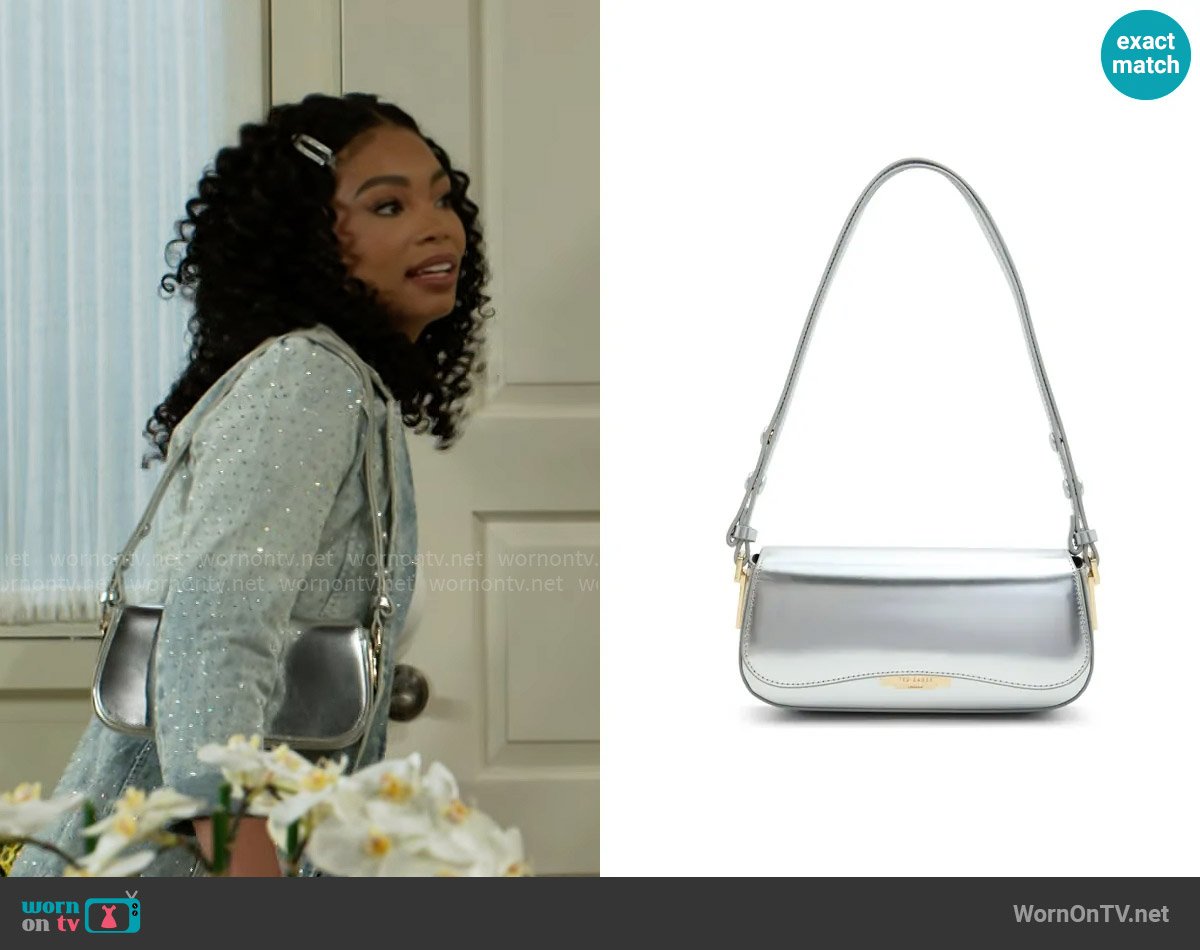 Ted Baker Zoe Bag worn by Chelsea Hamilton (RhonniRose Mantilla) on Beyond the Gates