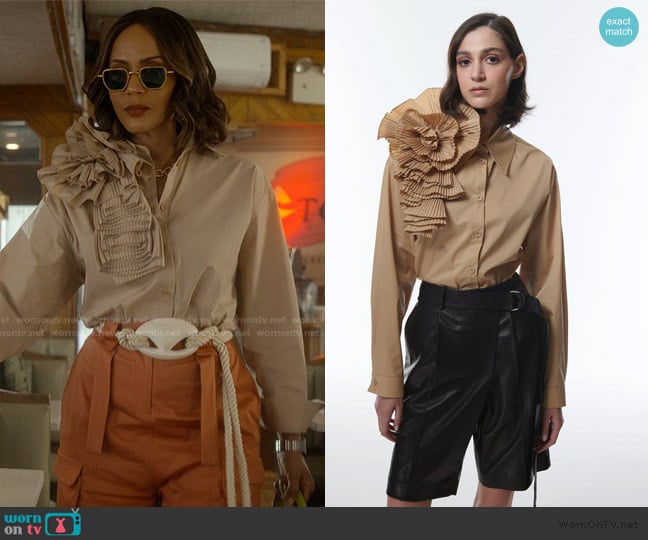 Theo The Label Echo Rosette Shirt worn by Lisa Todd Wexley (Nicole Ari Parker) on And Just Like That