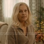 Tipper’s beige polo sweater on We Were Liars