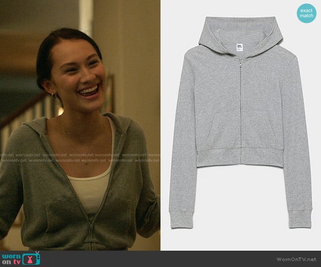 Tna Waffle Zip Hoodie in heather dover grey worn by Belly Conklin (Lola Tung) on The Summer I Turned Pretty