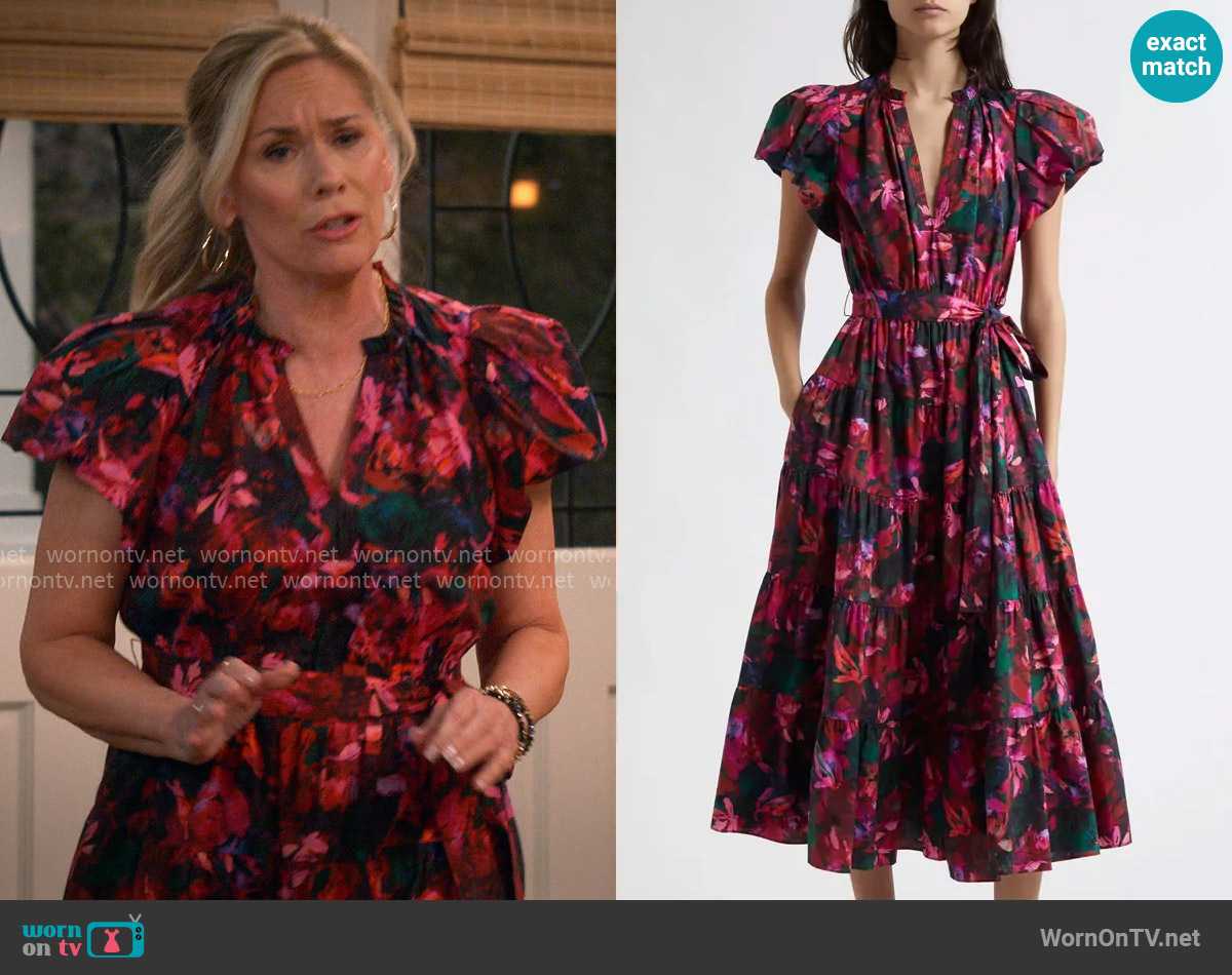Ulla Johnson Ottilie Dress in Hibiscus worn by Leanne Murphy (Leanne Morgan) on Leanne