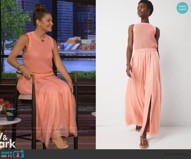 White House Black Market Chiffon A-Line Maxi Skirt worn by Maria Menounos on Live with Kelly and Mark