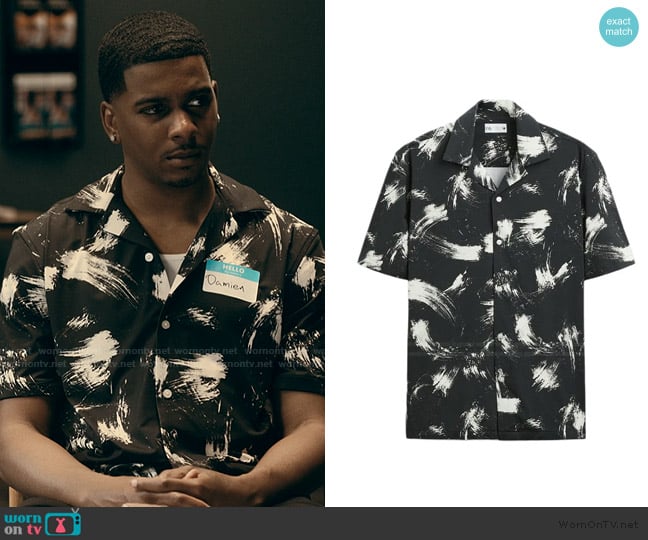 Zara Brushstroke Print Shirt worn by Damien ( Brett Gray) on The Chi