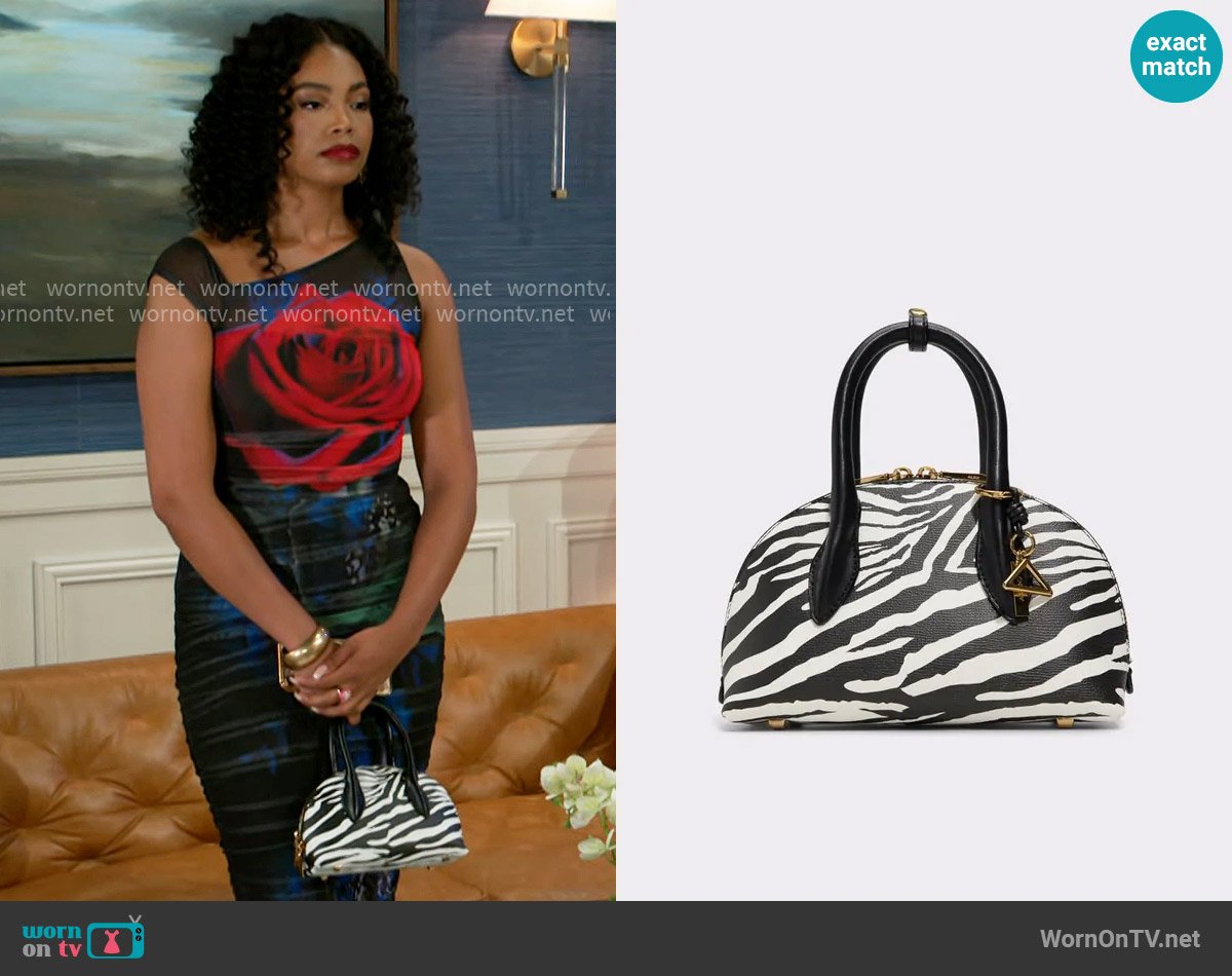 Aldo Novalliex Satchel worn by Chelsea Hamilton (RhonniRose Mantilla) on Beyond the Gates