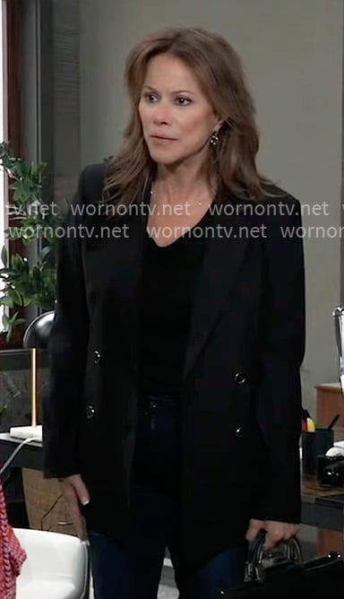 Alexis's black double-breasted blazer on General Hospital