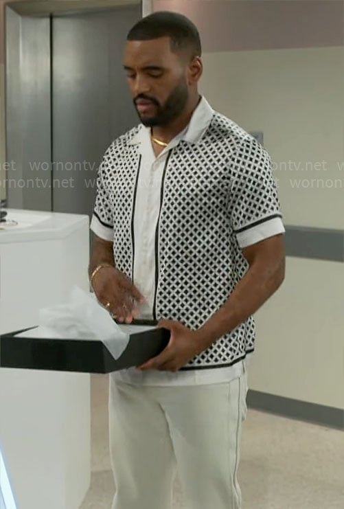 Andre’s black and white geometric print shirt on Beyond the Gates