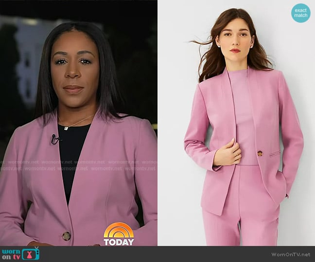 Ann Taylor The Cutaway Blazer in Bi-Stretch worn by Dana Griffin on Today
