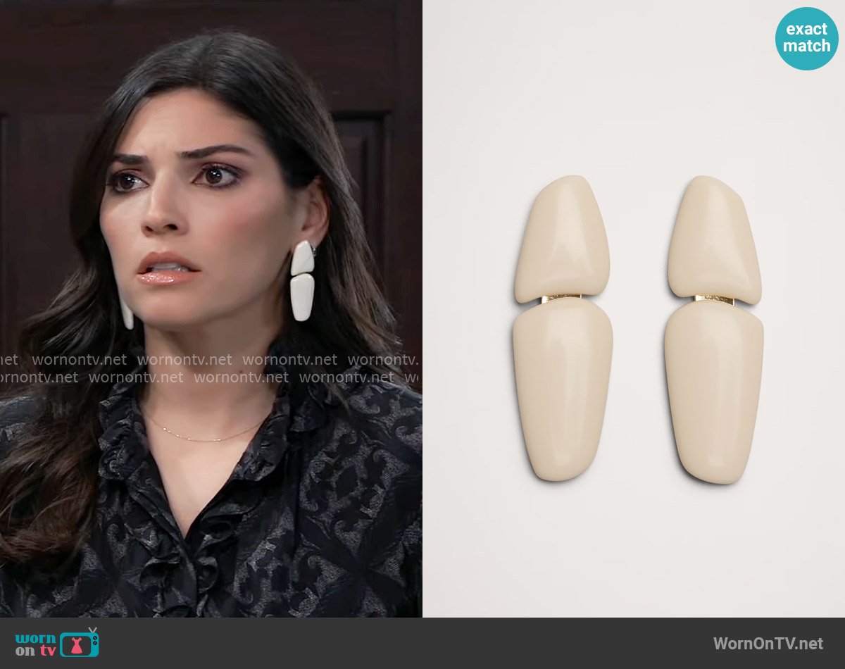 Aureus + Argent Shapes Double Tab Earrings worn by Brook Lynn Quartermaine (Amanda Setton) on General Hospital