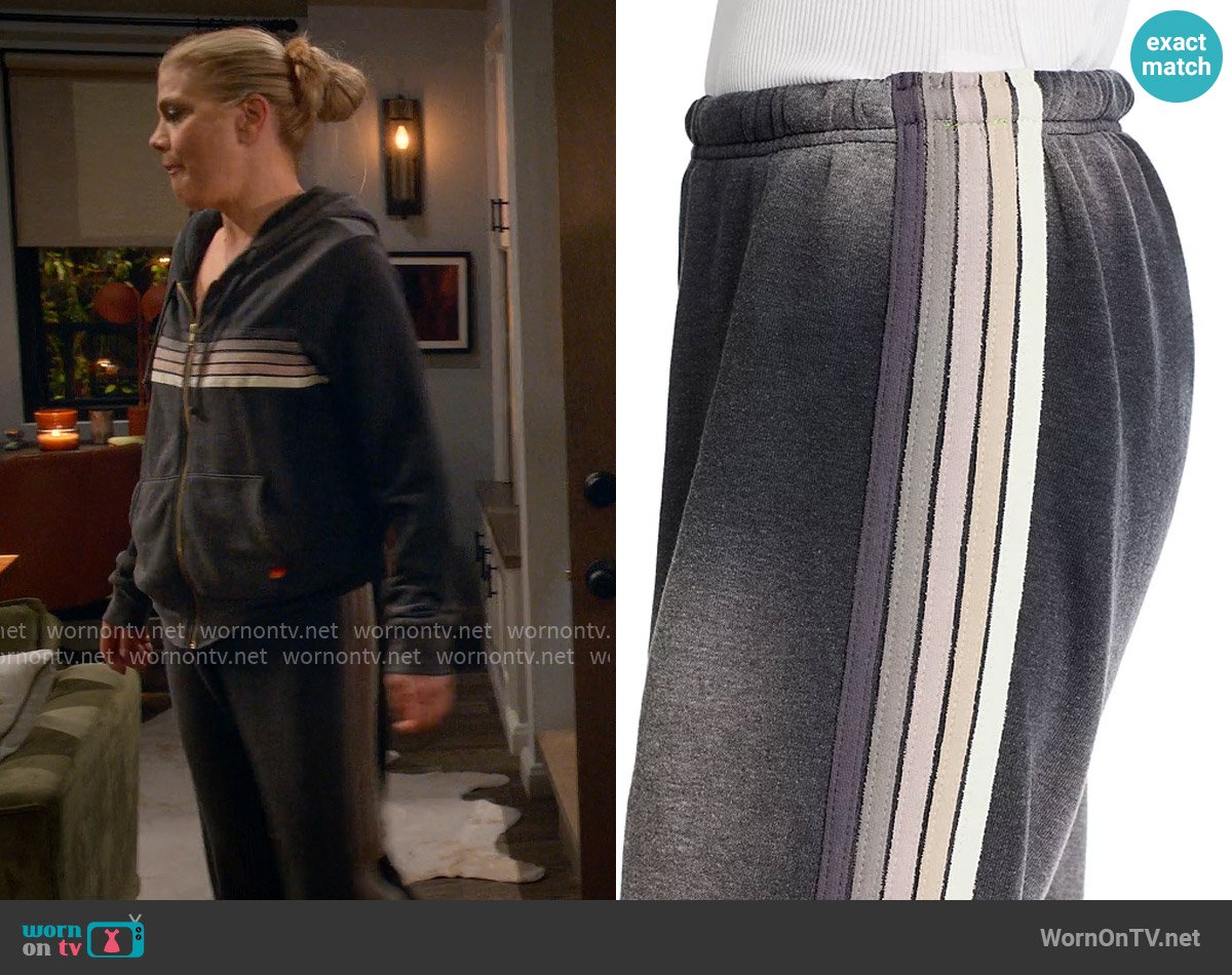 Aviator Nation Rainbow-Stripe Sweatpants in Faded Smoke worn by Carol (Kristen Johnston) on Leanne
