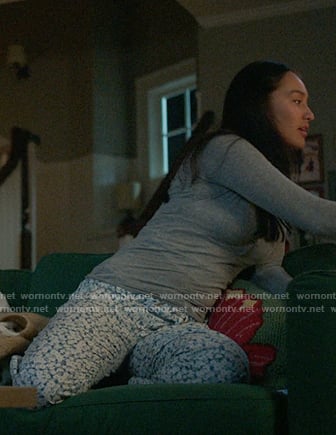 Belly’s blue floral pajama pants on The Summer I Turned Pretty