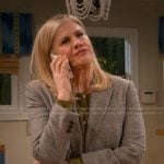 Carol’s plaid blazer on Leanne