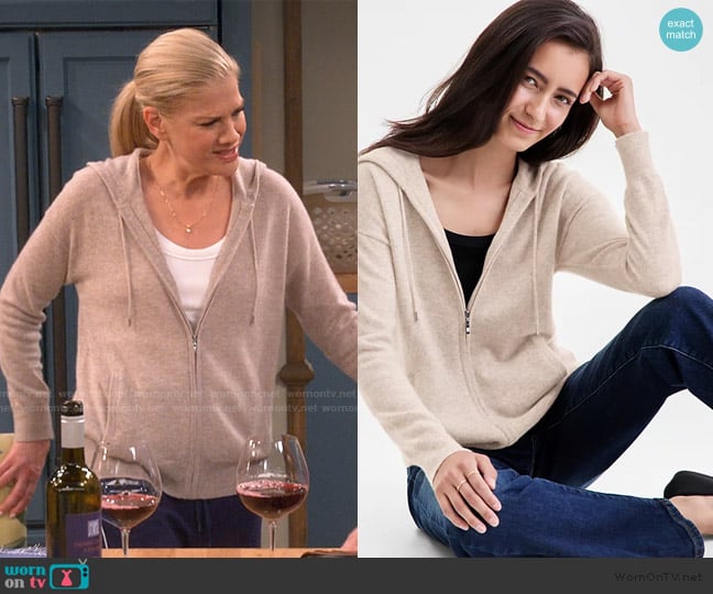 Charter Club Cashmere Zip Hoodie worn by Carol (Kristen Johnston) on Leanne