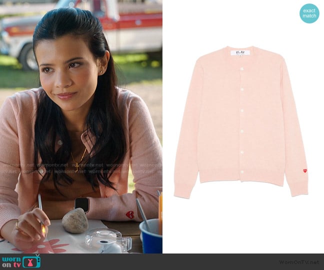 Comme Des Garcons Play Small Heart Cardigan worn by Jackie Howard (Nikki Rodriguez) on My Life with the Walter Boys