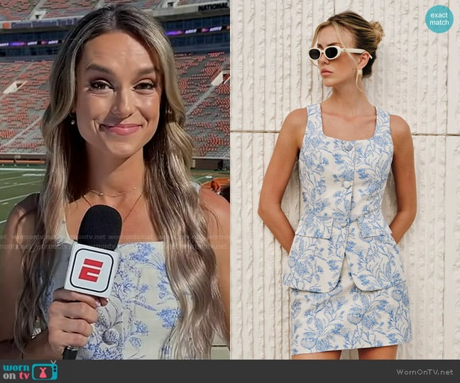 Commense Jacquard Square-Neck Decor-Pockets Skirt Set worn by Molly McGrath on Good Morning America