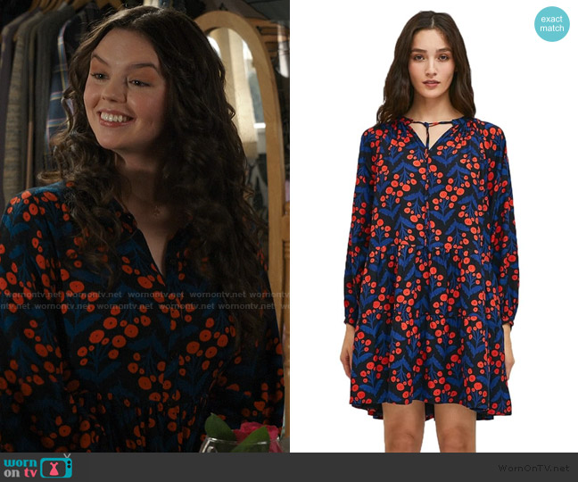 Compania Fantastica Poppy Floral Print Ruffles worn by Grace (Ellie O’Brien) on My Life with the Walter Boys